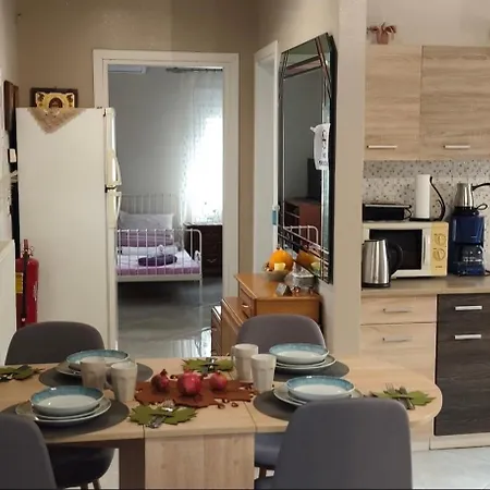 Eleni's * Agios Vissarion