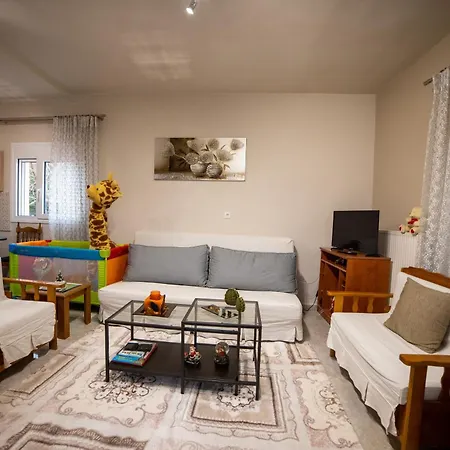 Eleni's Apartament *