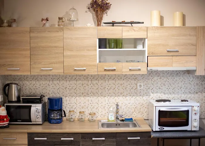 Eleni's Apartament *